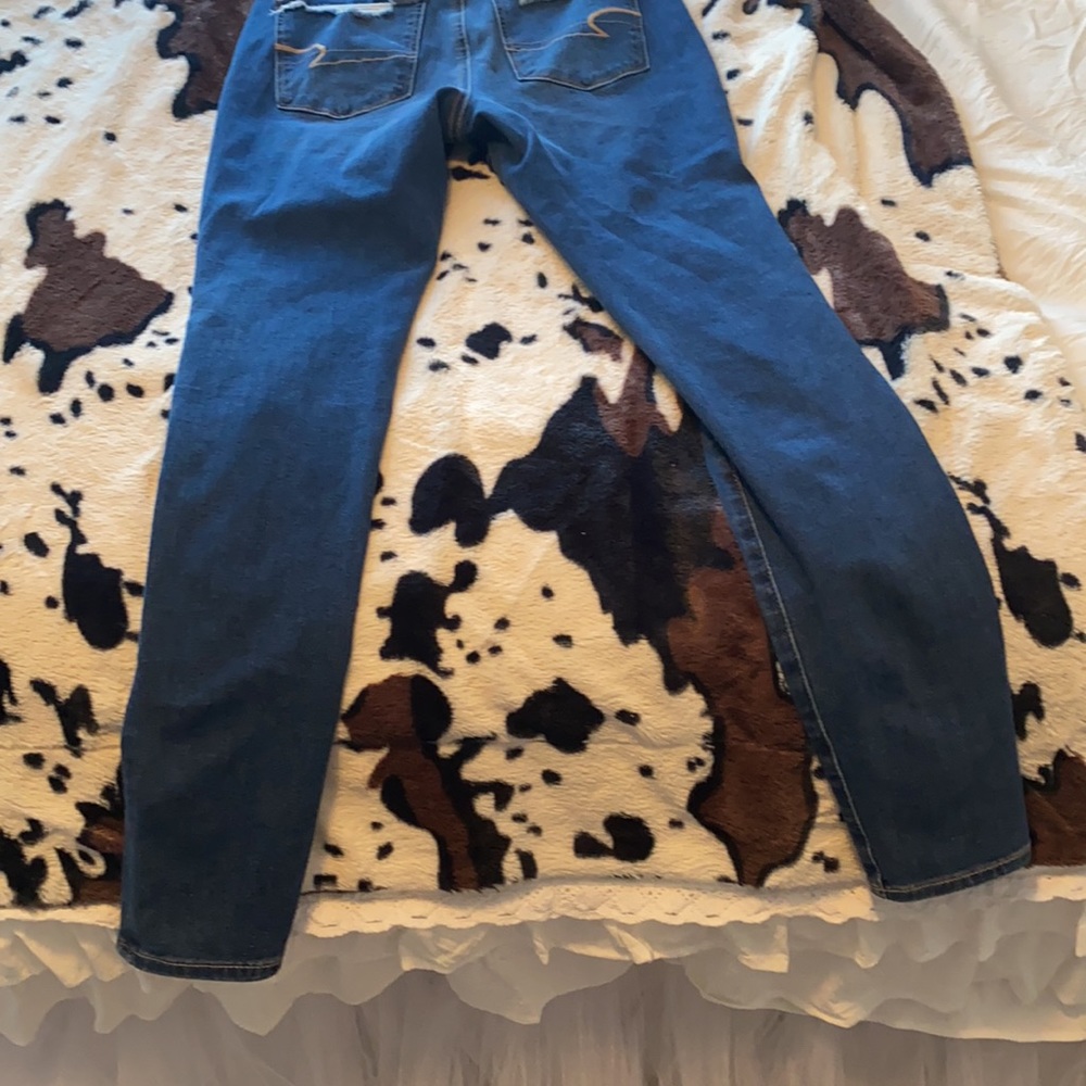 AMERICAN EAGLE DISTRESSED JEANS NWOT - Picture 6 of 6